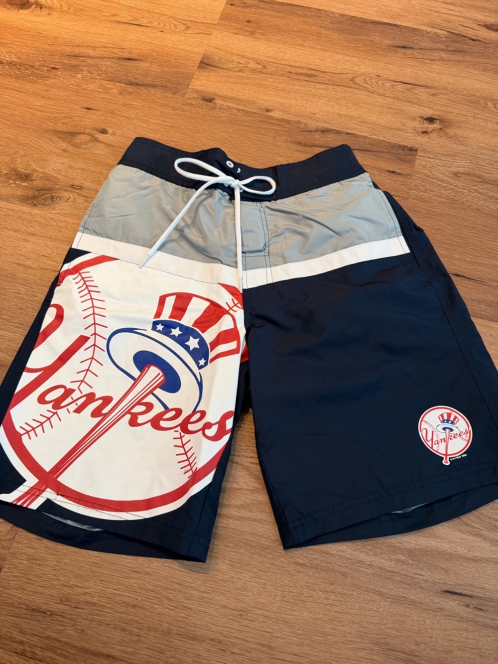 Men's Yankees Swim Trunks Sz S